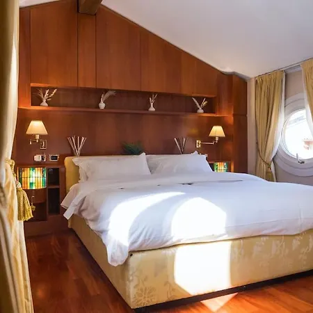 Carbonesi Luxury - Centro Storico *