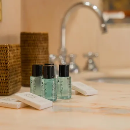 Carbonesi Luxury - Centro Storico Διαμέρισμα