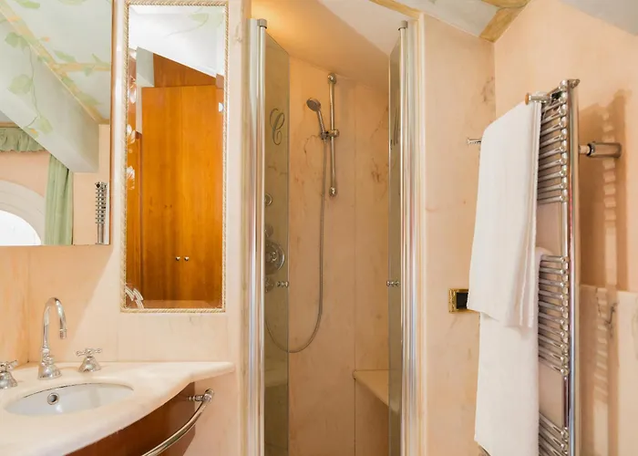 Carbonesi Luxury - Centro Storico * بولونيا