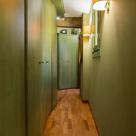 Carbonesi Luxury - Centro Storico ボローニャ